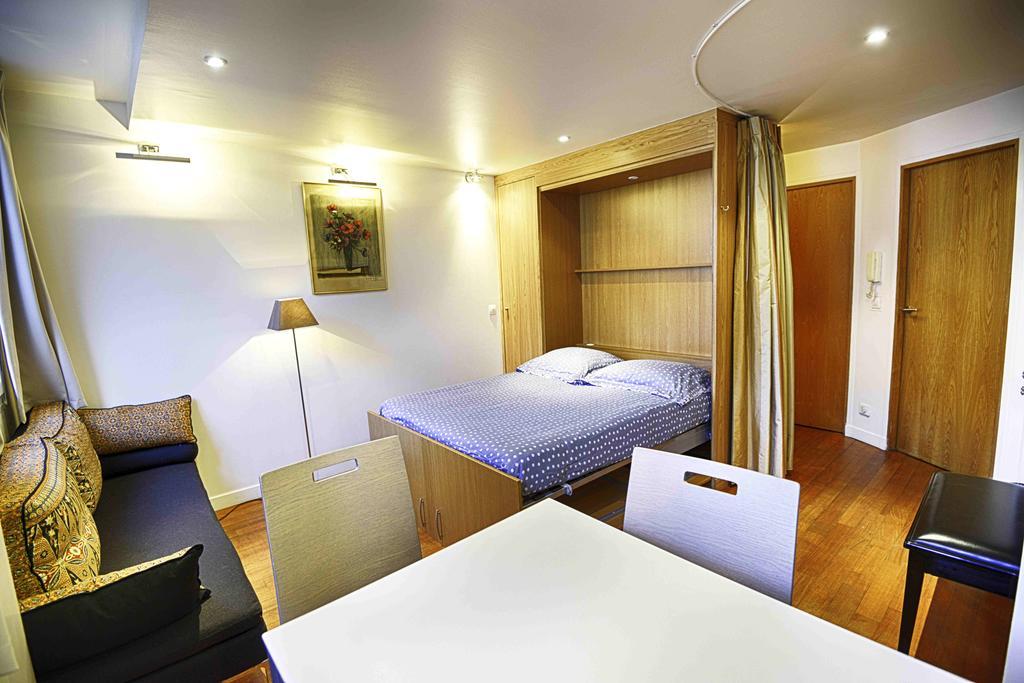 Paris Apartment Exterior photo